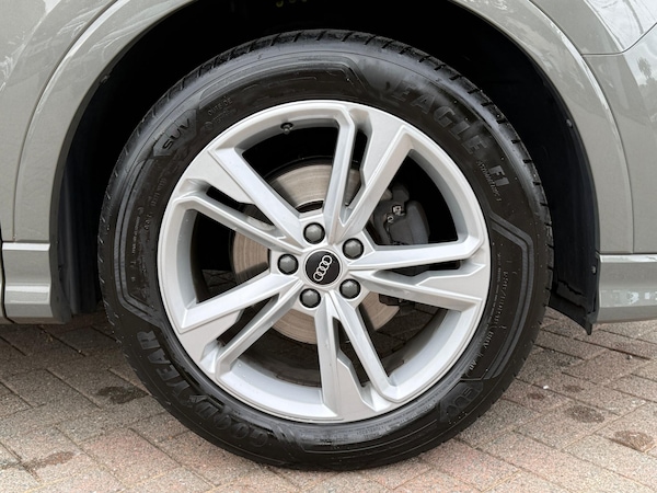 Used Audi Q3 2021 for sale - 76152223: Photo 44