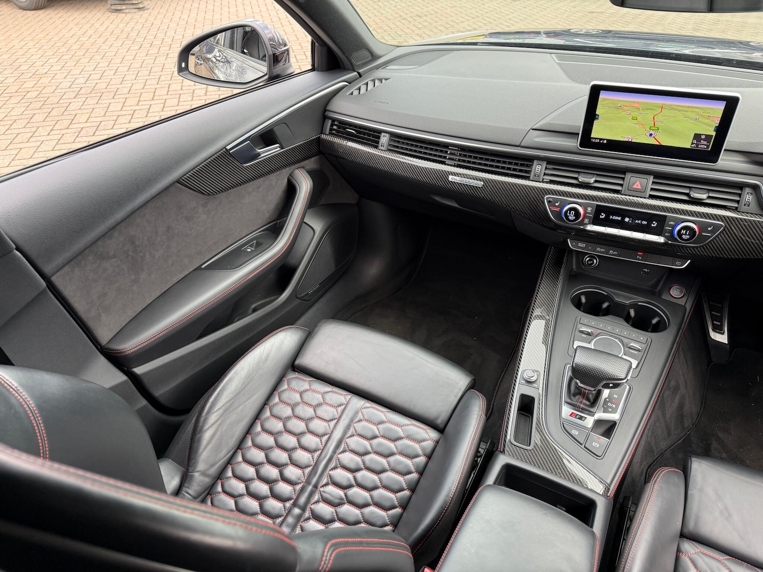 Used Audi RS4 2018 for sale - 77524888: Photo 40