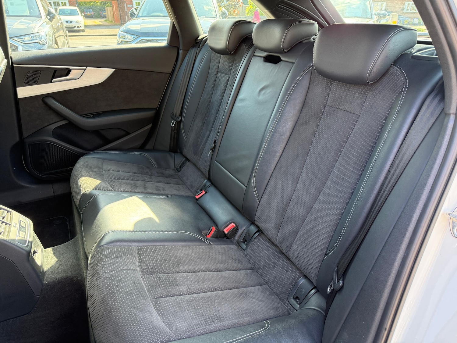 Used Audi A4 Avant 2018 for sale - 76122152: Photo 42