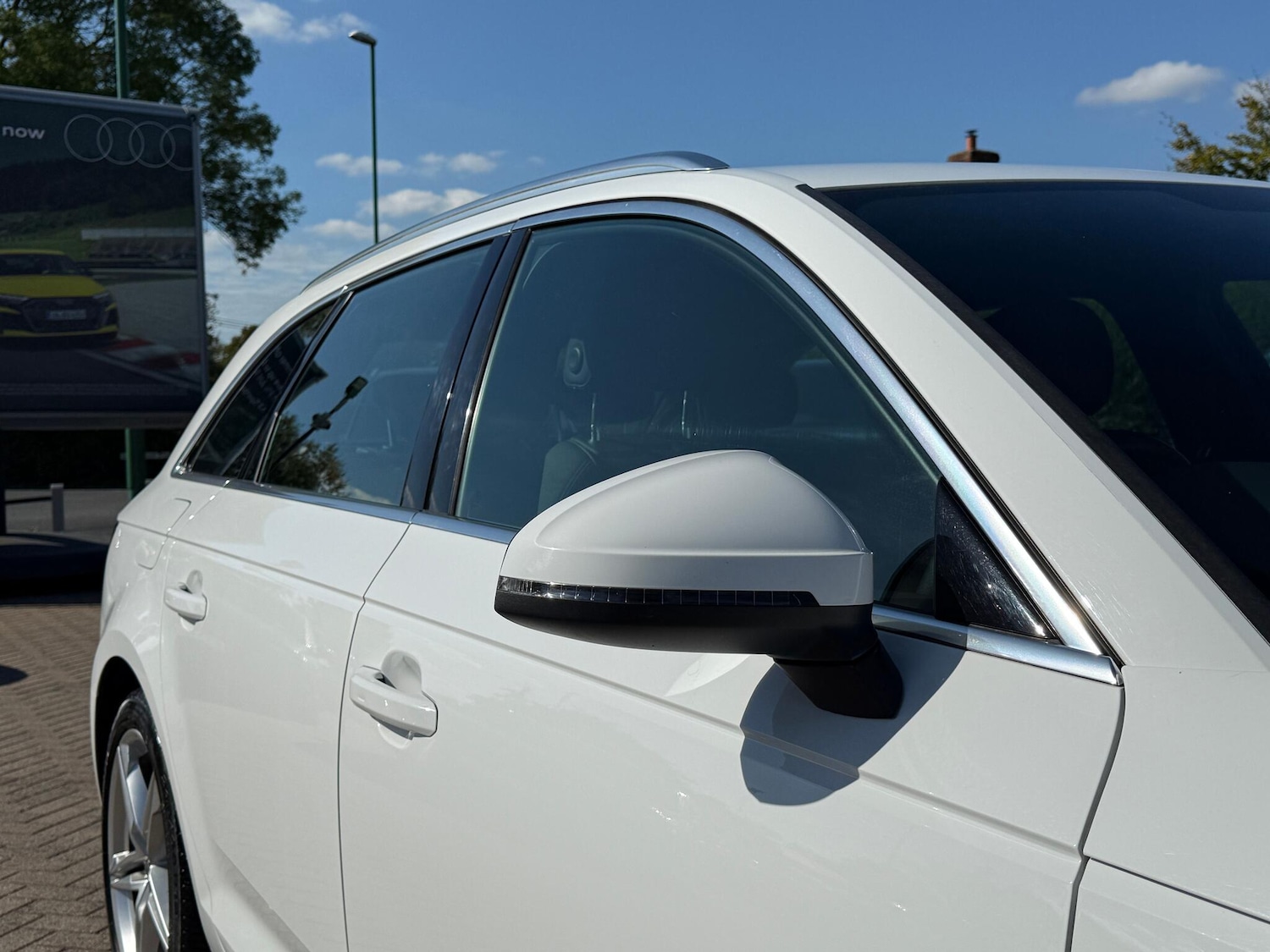 Used Audi A4 Avant 2018 for sale - 76122152: Photo 49