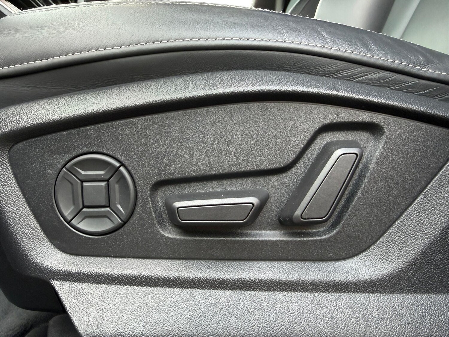 Used Audi Q8 2023 for sale - 77359209: Photo 19