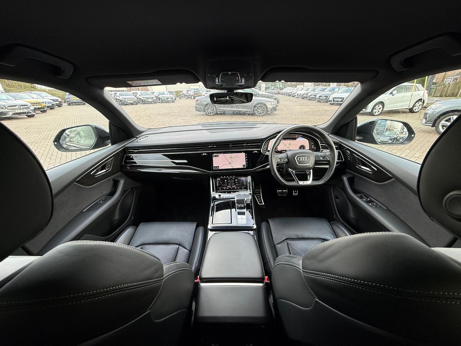 Used Audi Q8 2023 for sale - 77359209: Photo 3