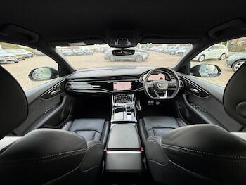 Used Audi Q8 2023 for sale - 77359209: Photo