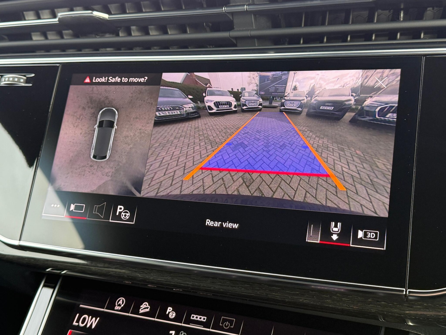 Used Audi Q8 2023 for sale - 77359209: Photo 4