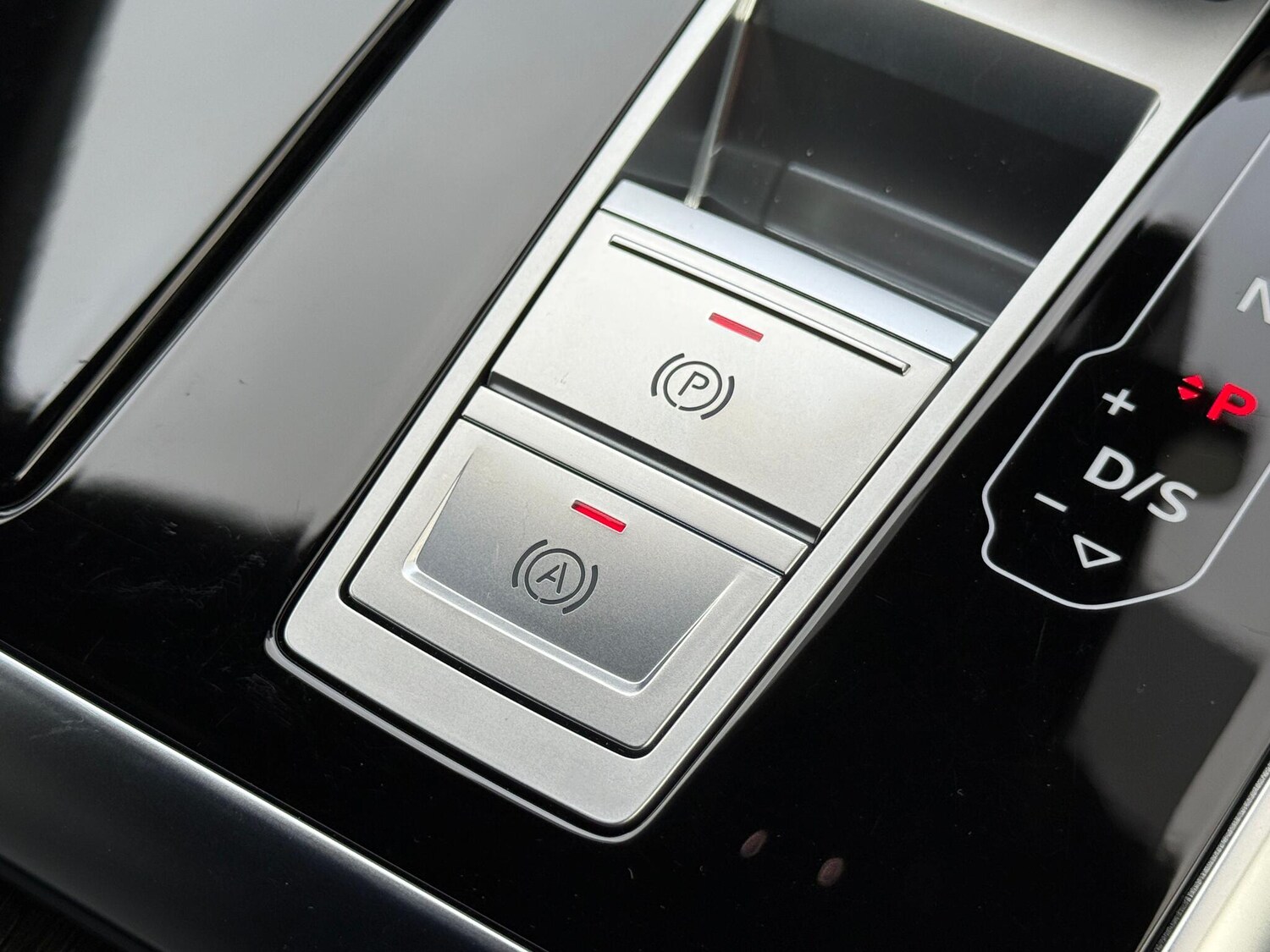 Used Audi Q8 2023 for sale - 77359209: Photo 44