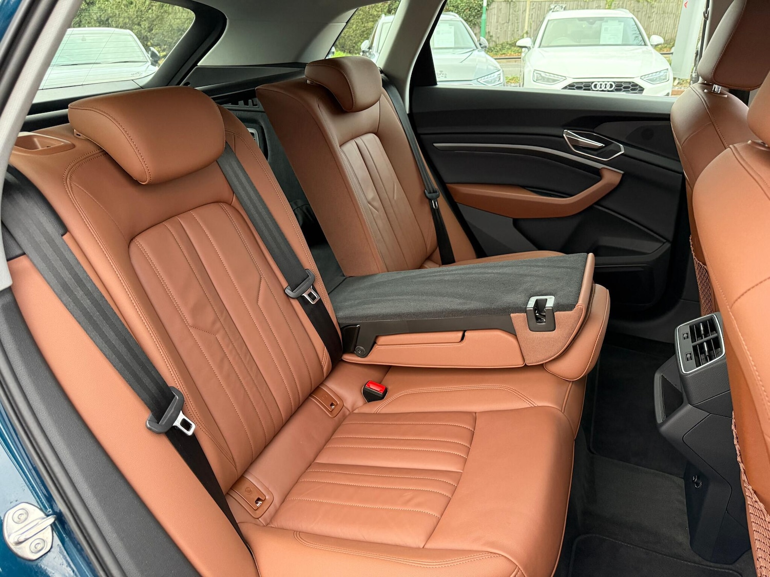 Used Audi e-tron 2022 for sale - 76659266: Photo 45