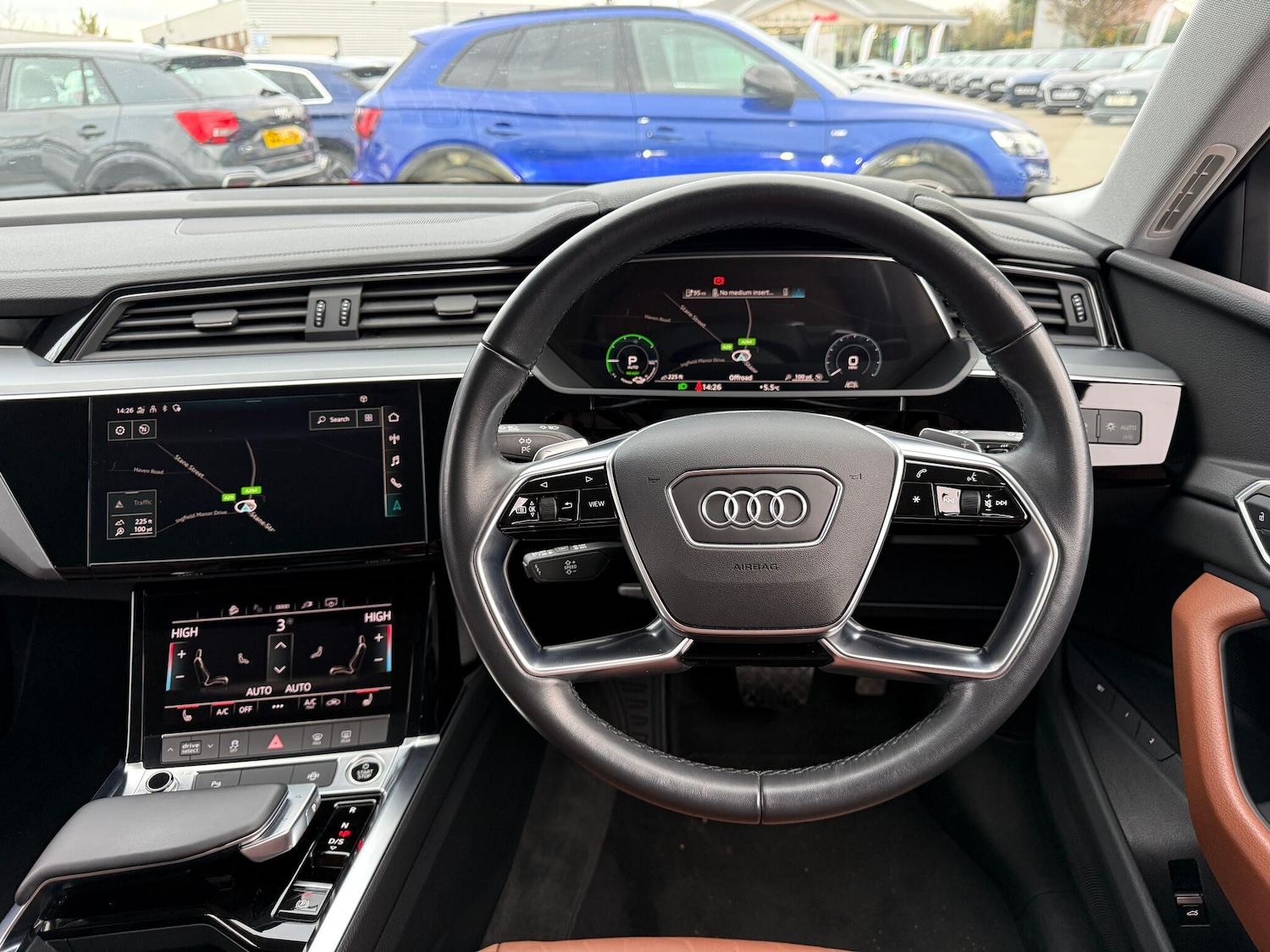 Used Audi e-tron 2022 for sale - 76659266: Photo 6