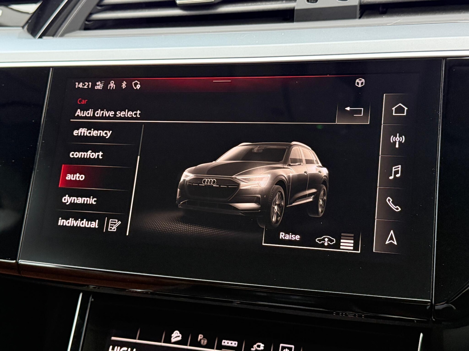 Used Audi e-tron 2022 for sale - 76659266: Photo 9