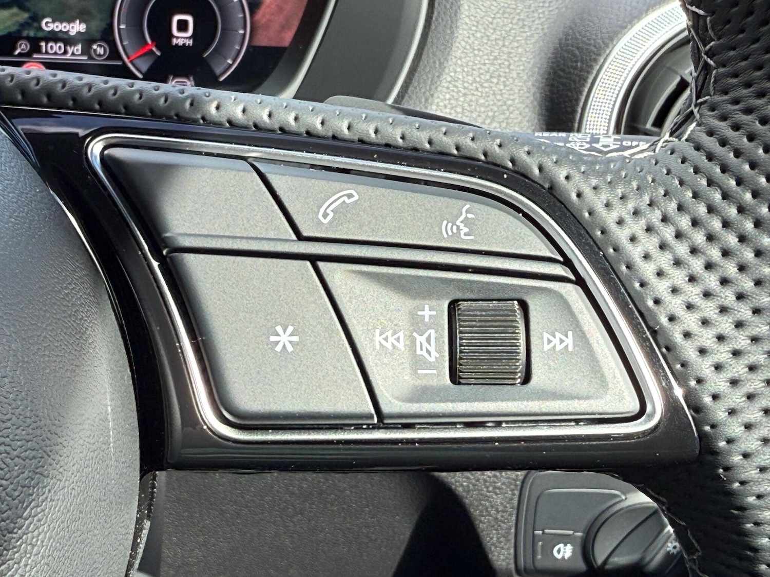 Used Audi Q2 2025 for sale - 76702119: Photo 23