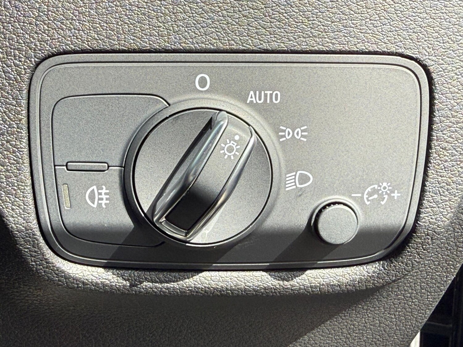 Used Audi Q2 2025 for sale - 76702119: Photo 24