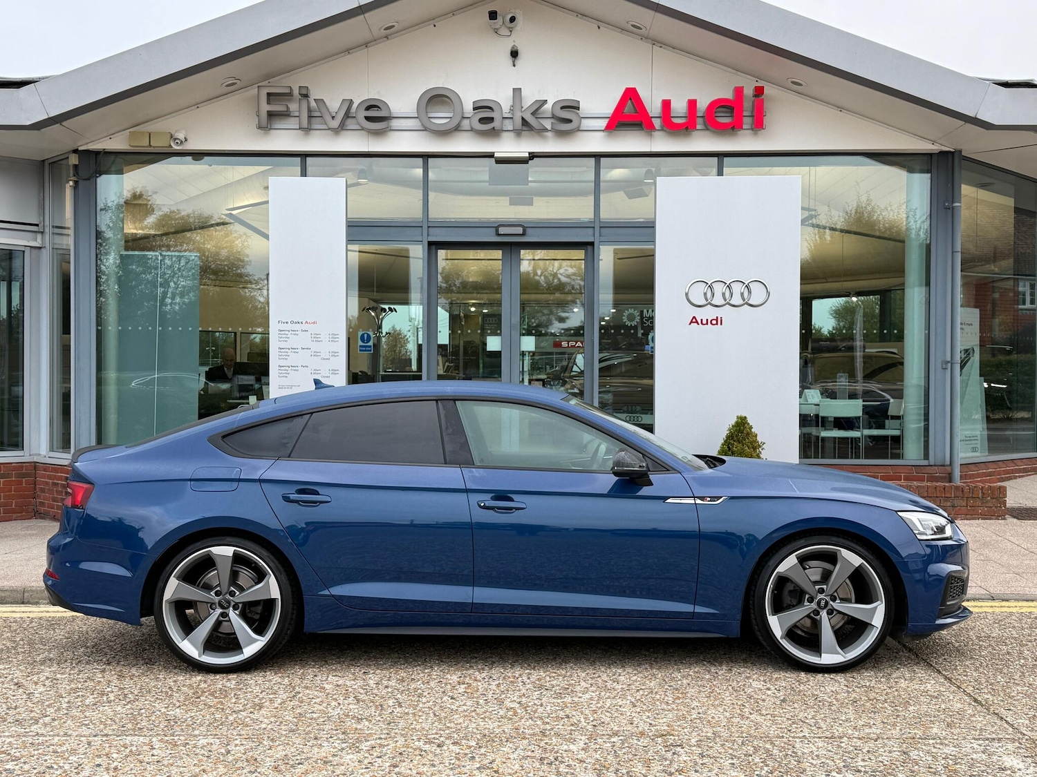 Used Audi A5 2020 for sale - 76227899: Photo 2