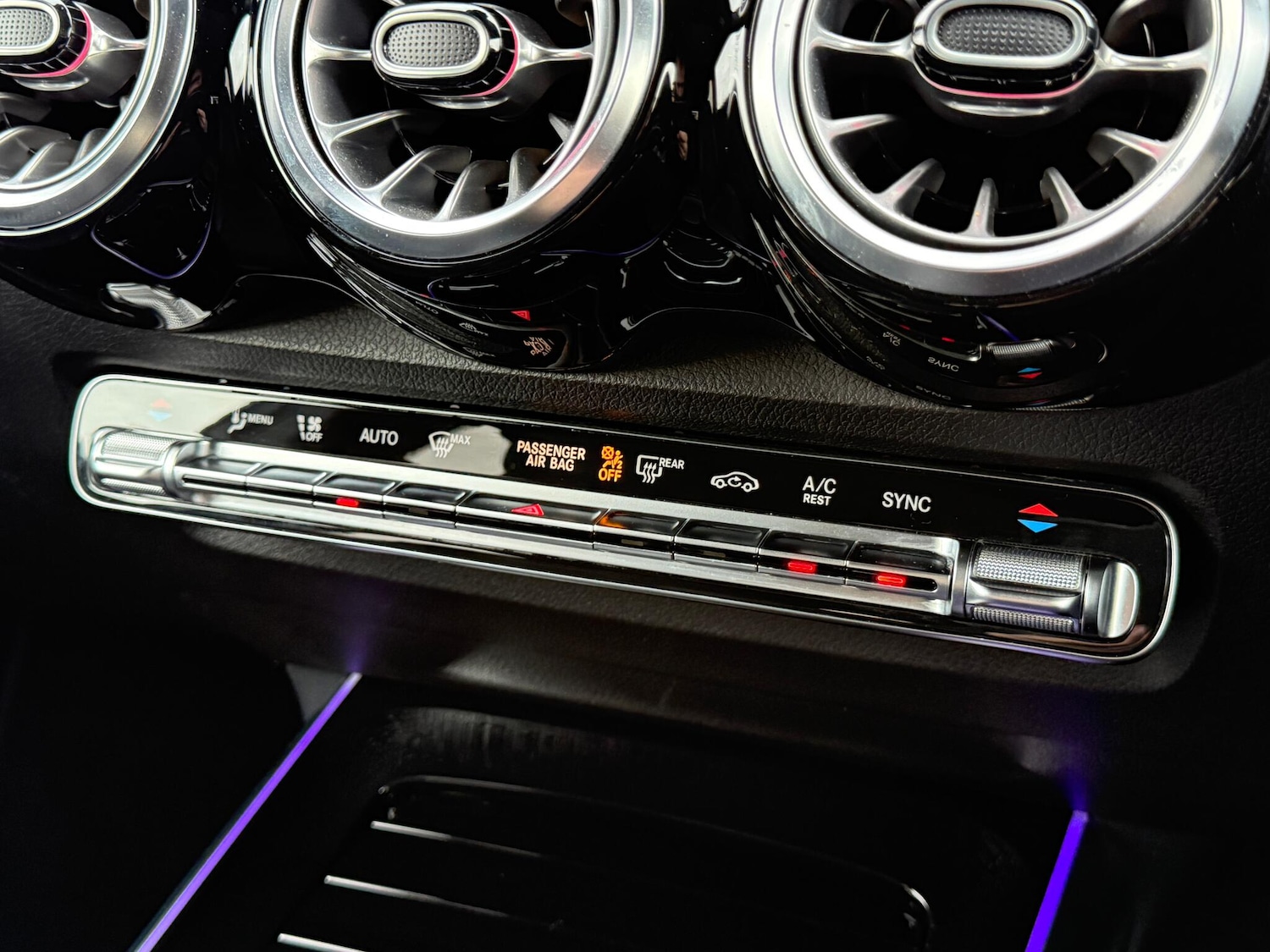 Used Mercedes-Benz GLB 2021 for sale - 77144472: Photo 14