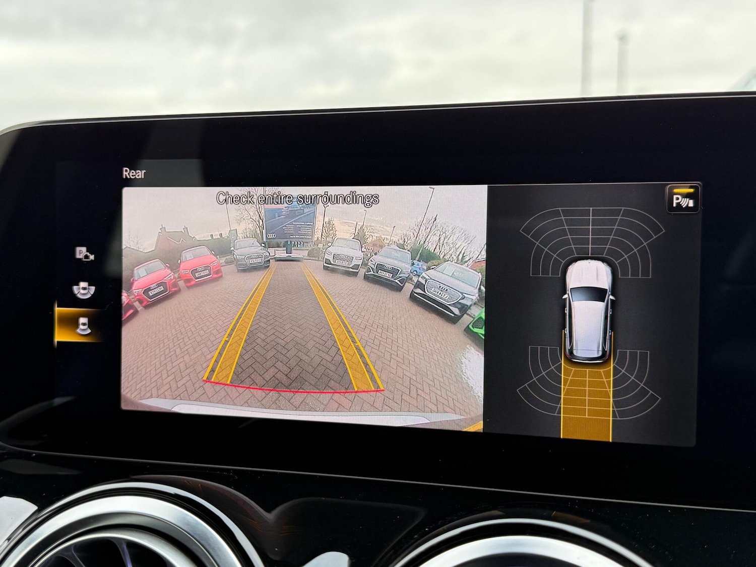 Used Mercedes-Benz GLB 2021 for sale - 77144472: Photo 4