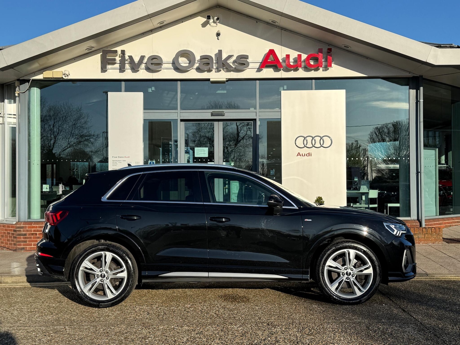 Used Audi Q3 2021 for sale - 77454784: Photo 2