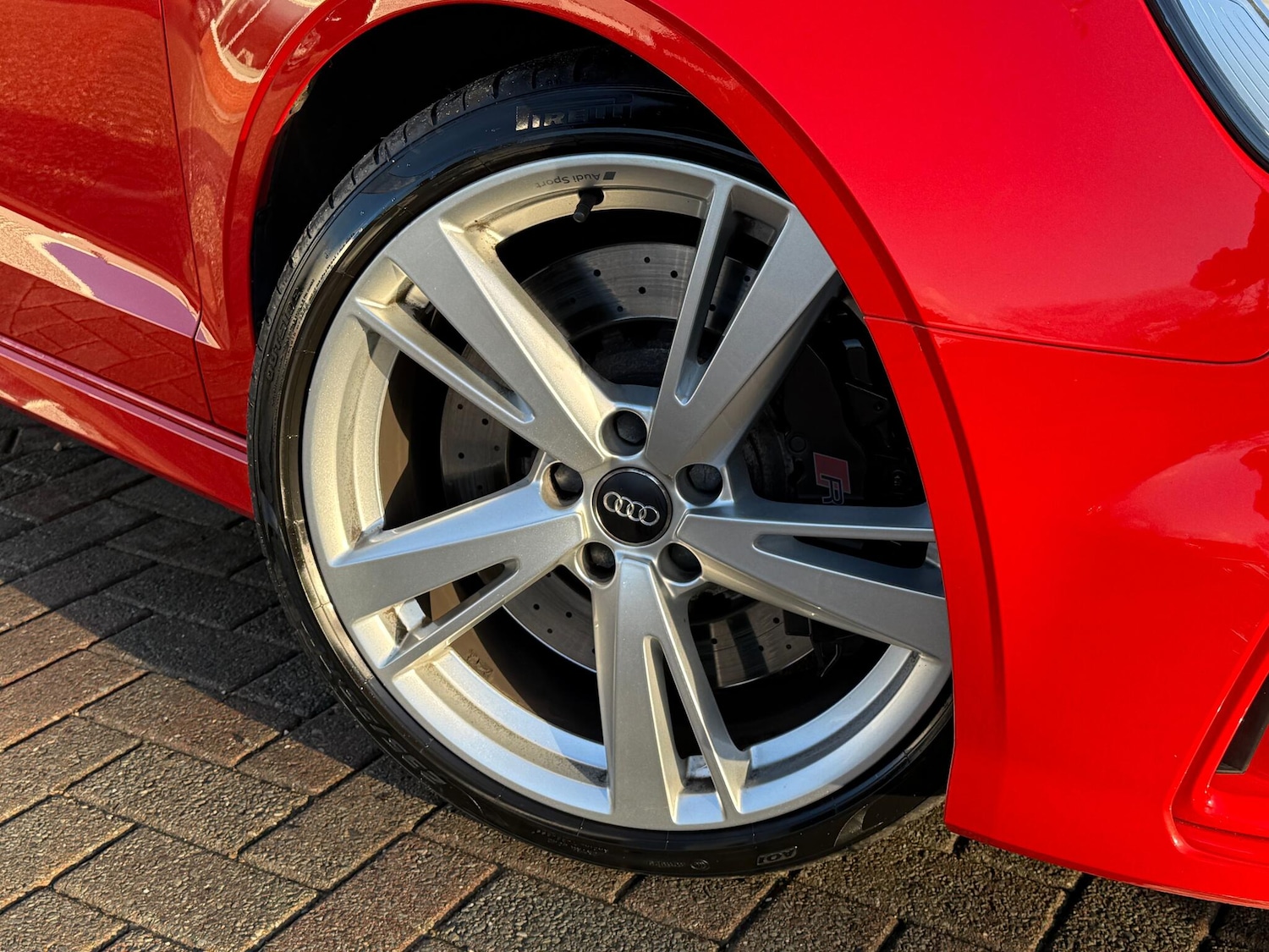 Used Audi RS3 2017 for sale - 76802085: Photo 11