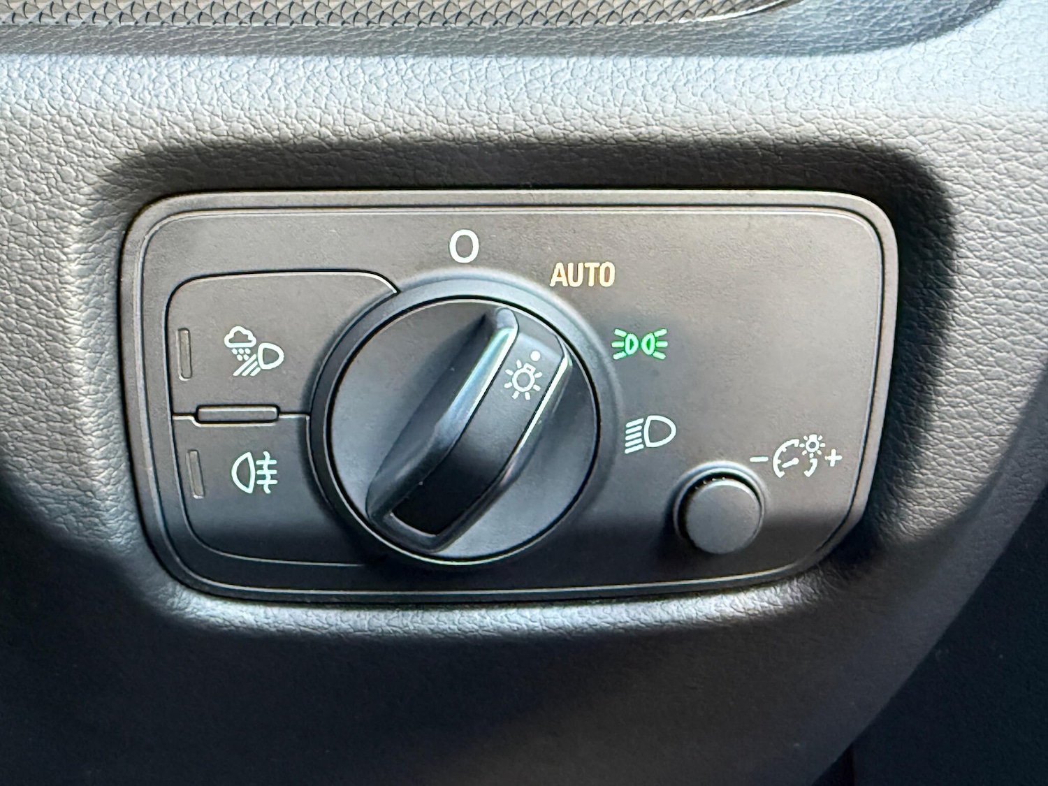 Used Audi RS3 2017 for sale - 76802085: Photo 27