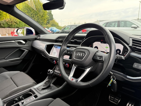 Used Audi Q3 2021 for sale - 76158876: Photo 27