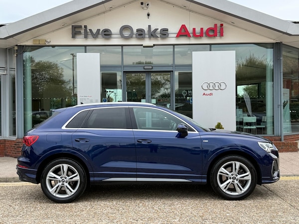 Used Audi Q3 2021 for sale - 76158876: Photo 2
