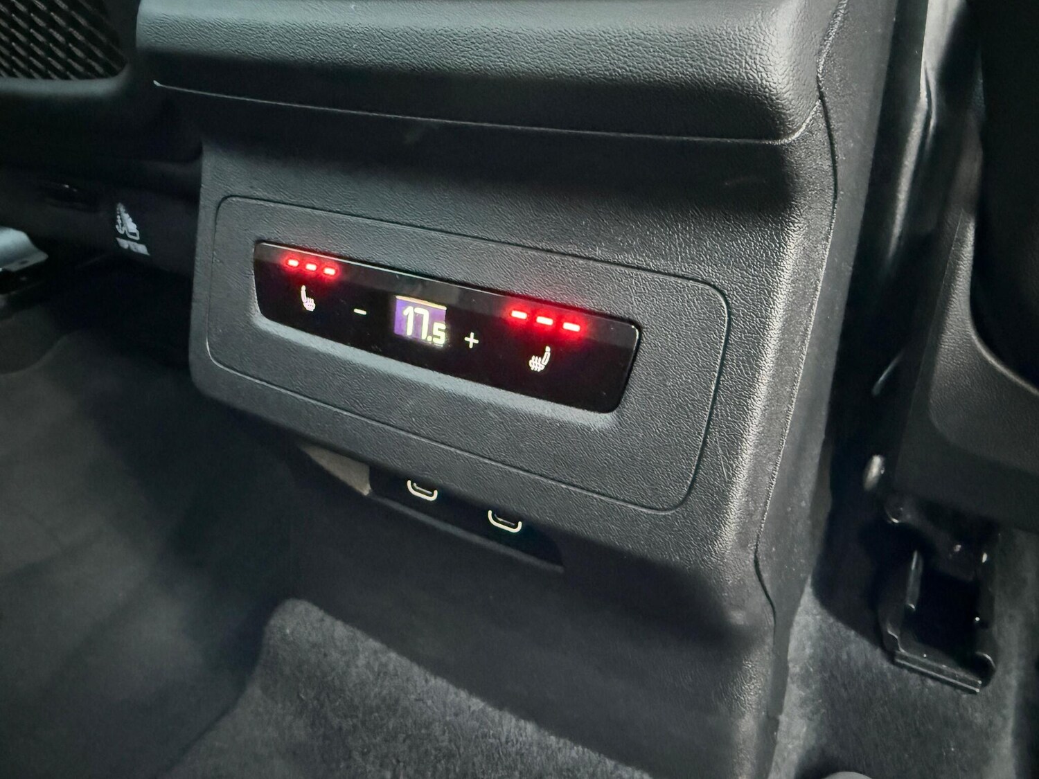 Used Audi Q6 e-tron 2025 for sale - 75809449: Photo 44