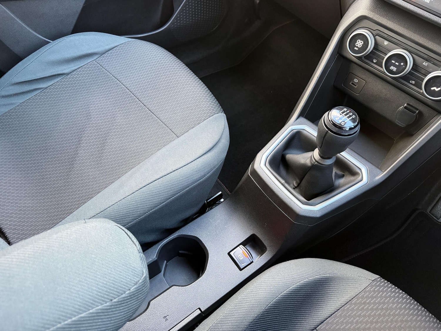 Used Dacia Jogger 2023 for sale - 76399172: Photo 35