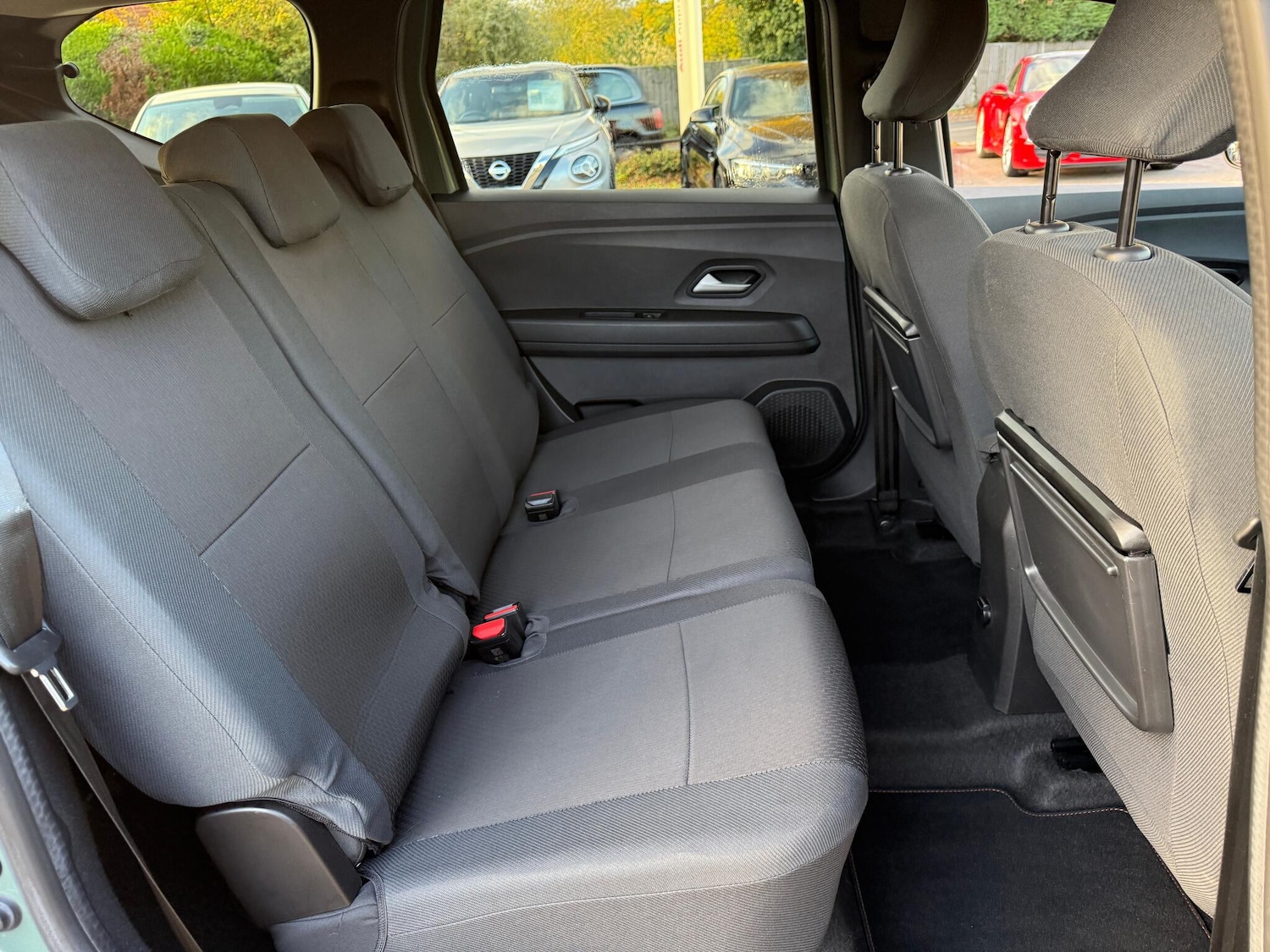 Used Dacia Jogger 2023 for sale - 76399172: Photo 38