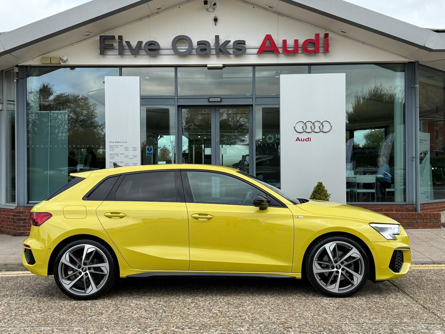 Used Audi A3 2022 for sale - 76247684: Photo 2