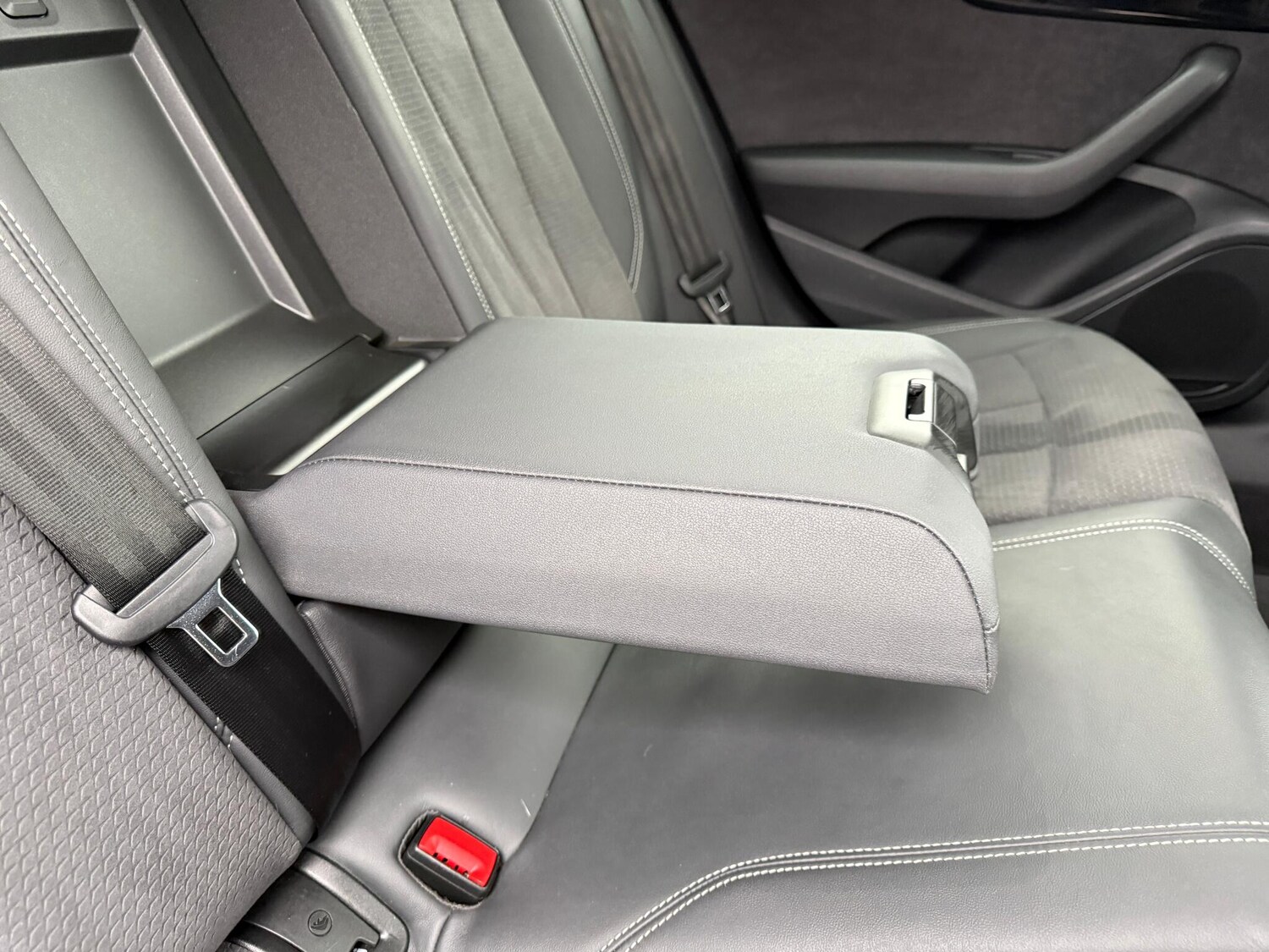 Used Audi A4 Avant 2023 for sale - 76259787: Photo 41