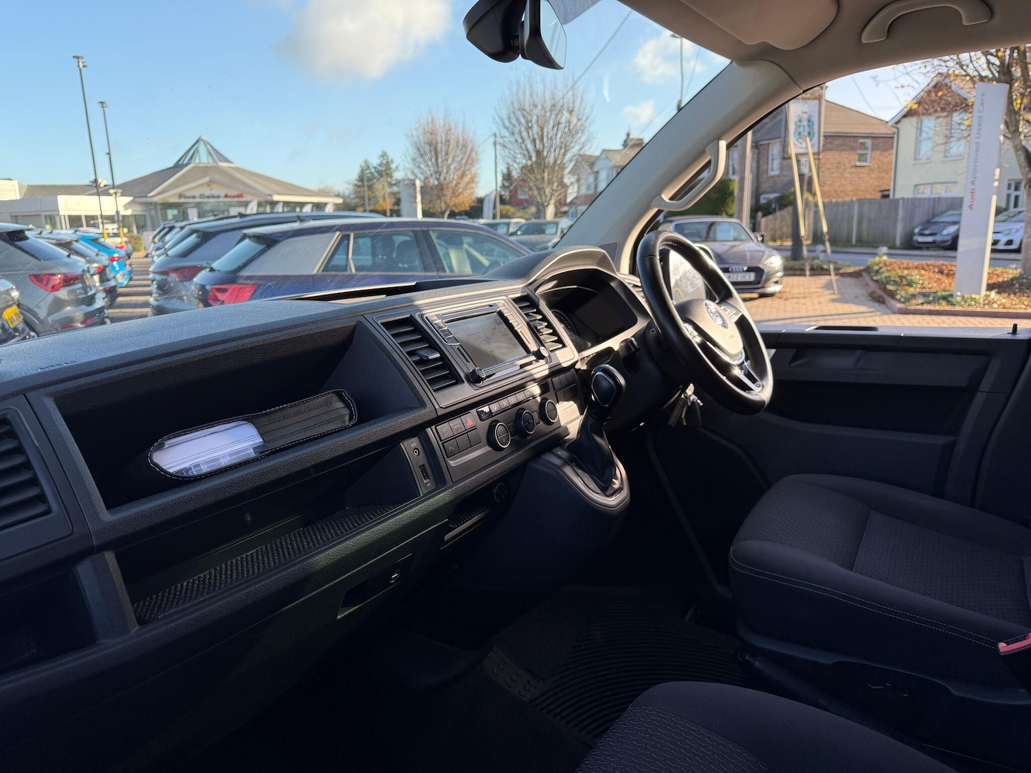 Used Volkswagen California 2018 for sale - 76607537: Photo 28