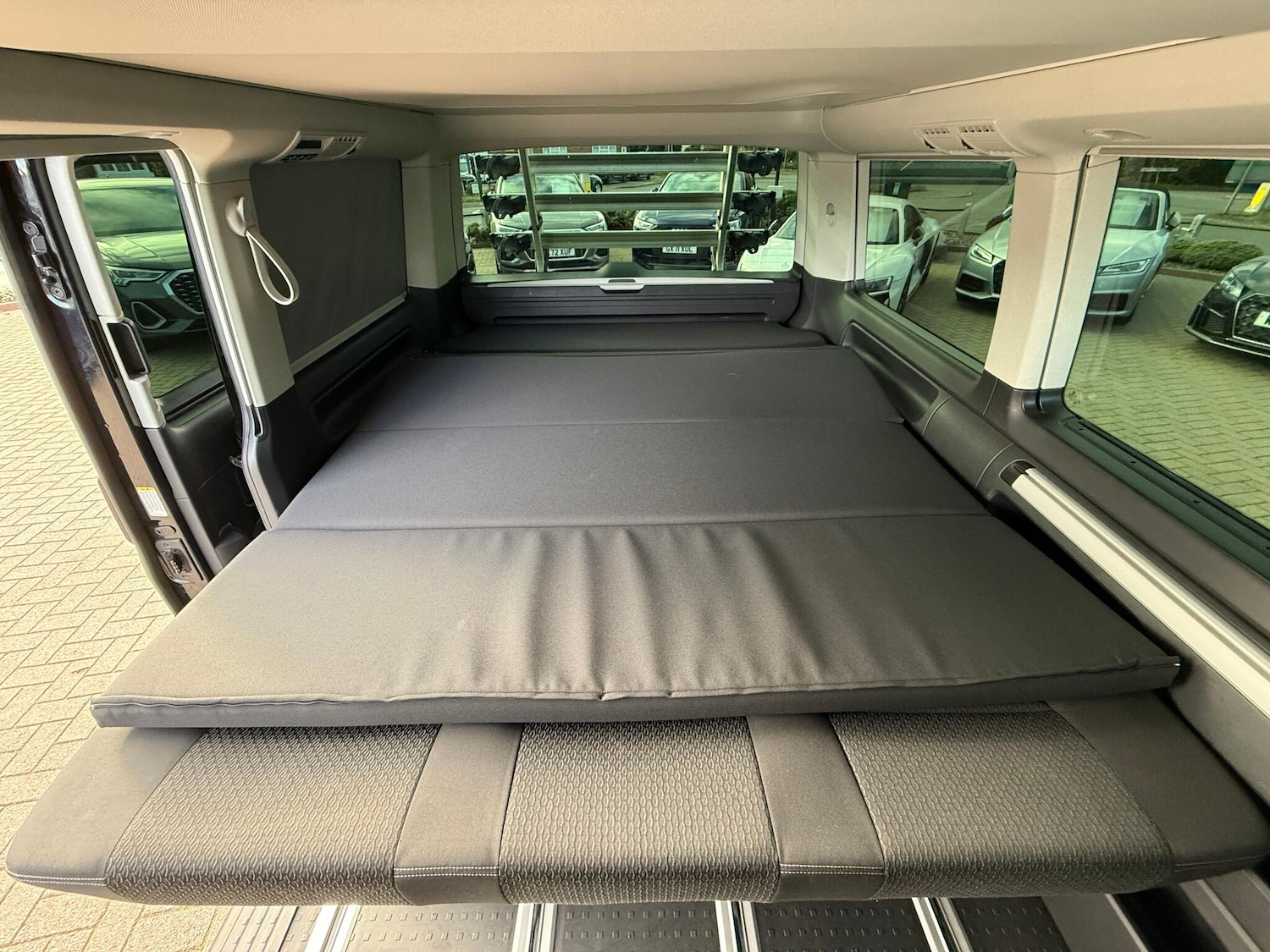 Used Volkswagen California 2018 for sale - 76607537: Photo 35