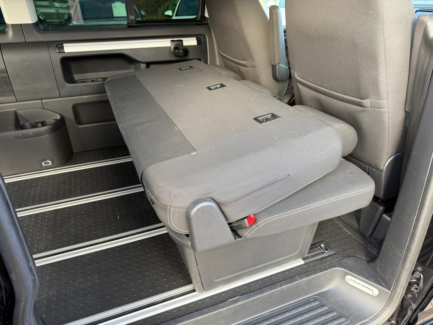 Used Volkswagen California 2018 for sale - 76607537: Photo 37