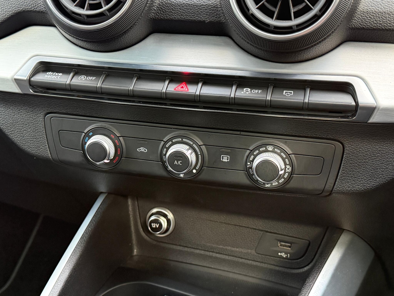 Used Audi Q2 2019 for sale - 76657826: Photo 12