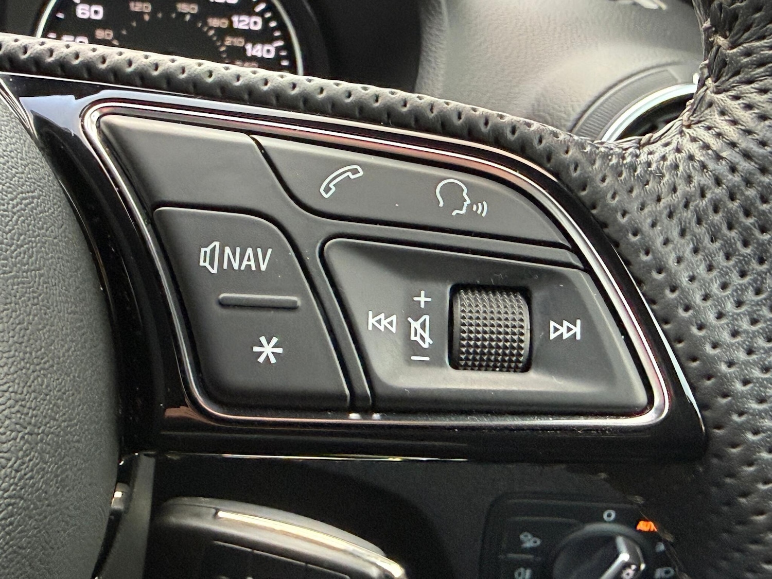 Used Audi Q2 2019 for sale - 76657826: Photo 17