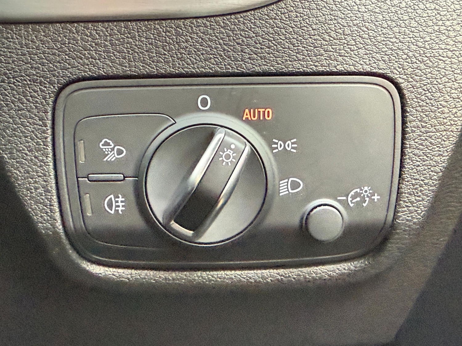 Used Audi Q2 2019 for sale - 76657826: Photo 18