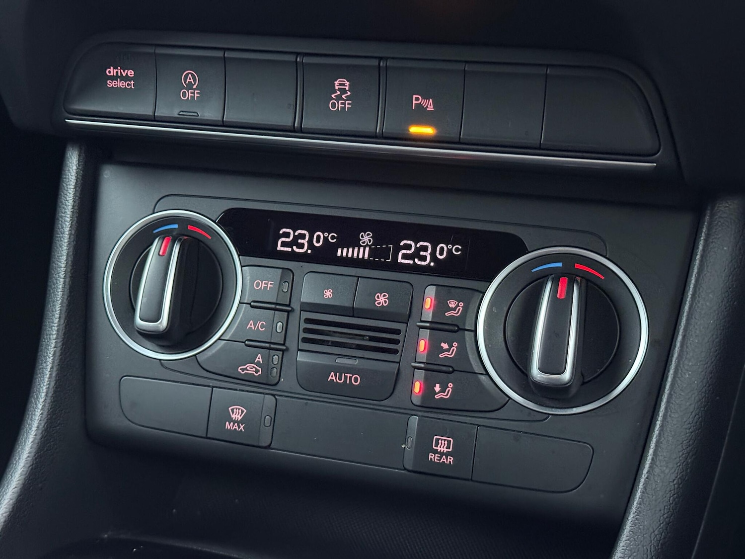 Used Audi Q3 2018 for sale - 76473345: Photo 13