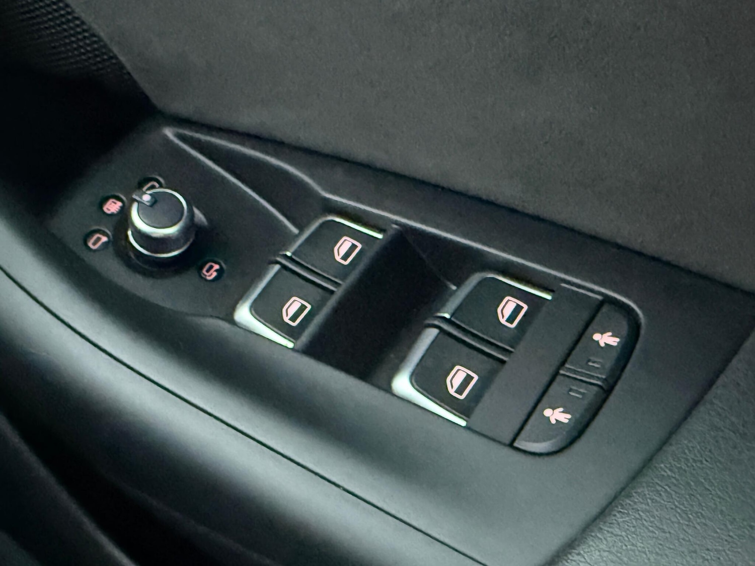 Used Audi Q3 2018 for sale - 76473345: Photo 17