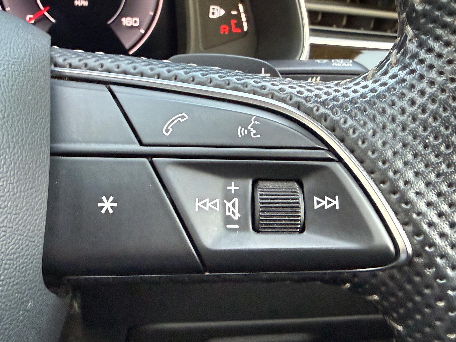 Used Audi Q8 2019 for sale - 77144427: Photo 28