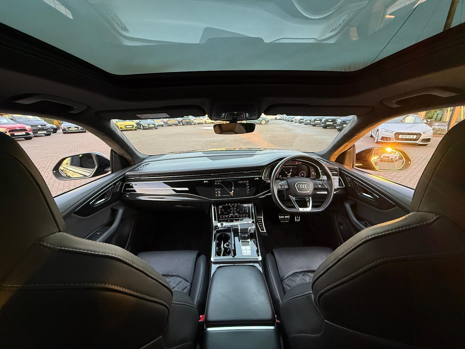 Used Audi Q8 2019 for sale - 77144427: Photo 3