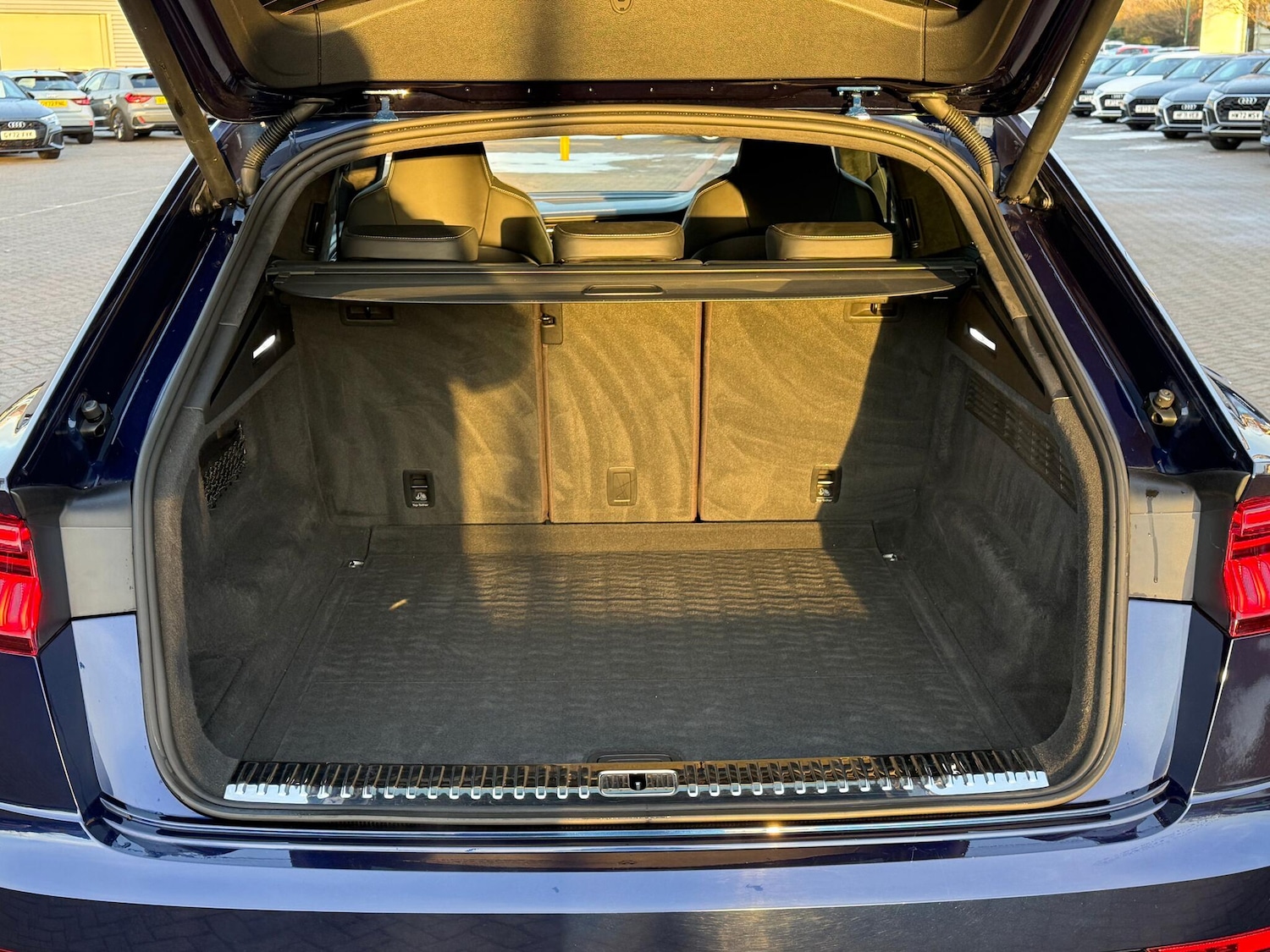 Used Audi Q8 2019 for sale - 77144427: Photo 44