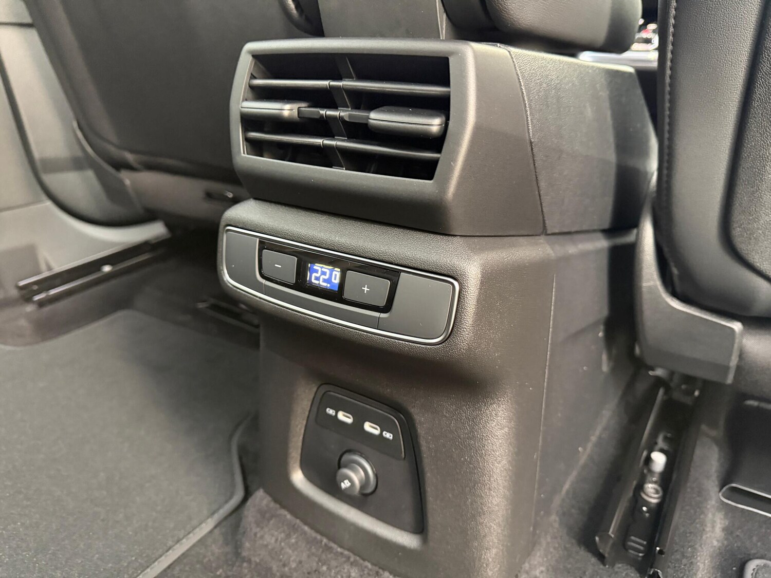 Used Audi Q4 e-tron for sale - 77647200: Photo 48