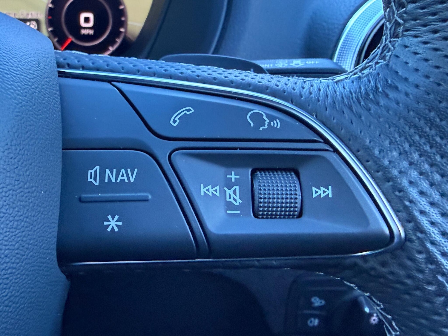 Used Audi Q2 2023 for sale - 76800814: Photo 23