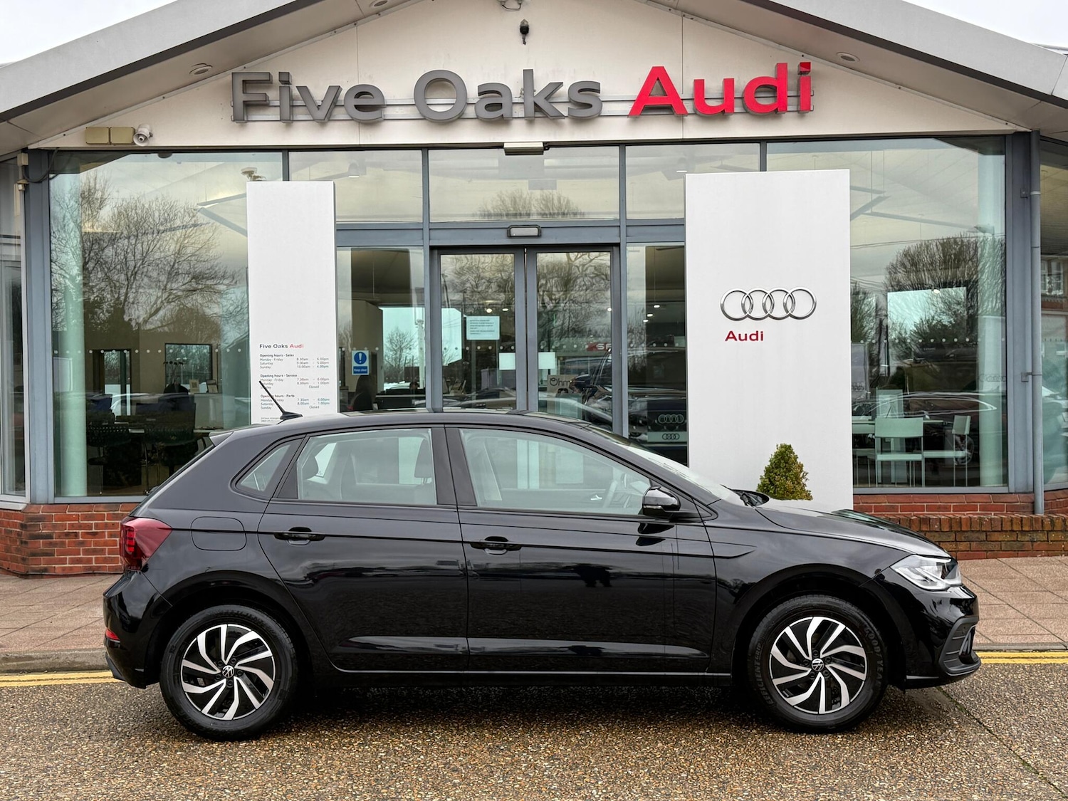 Used Volkswagen Polo 2022 for sale - 77351415: Photo 2