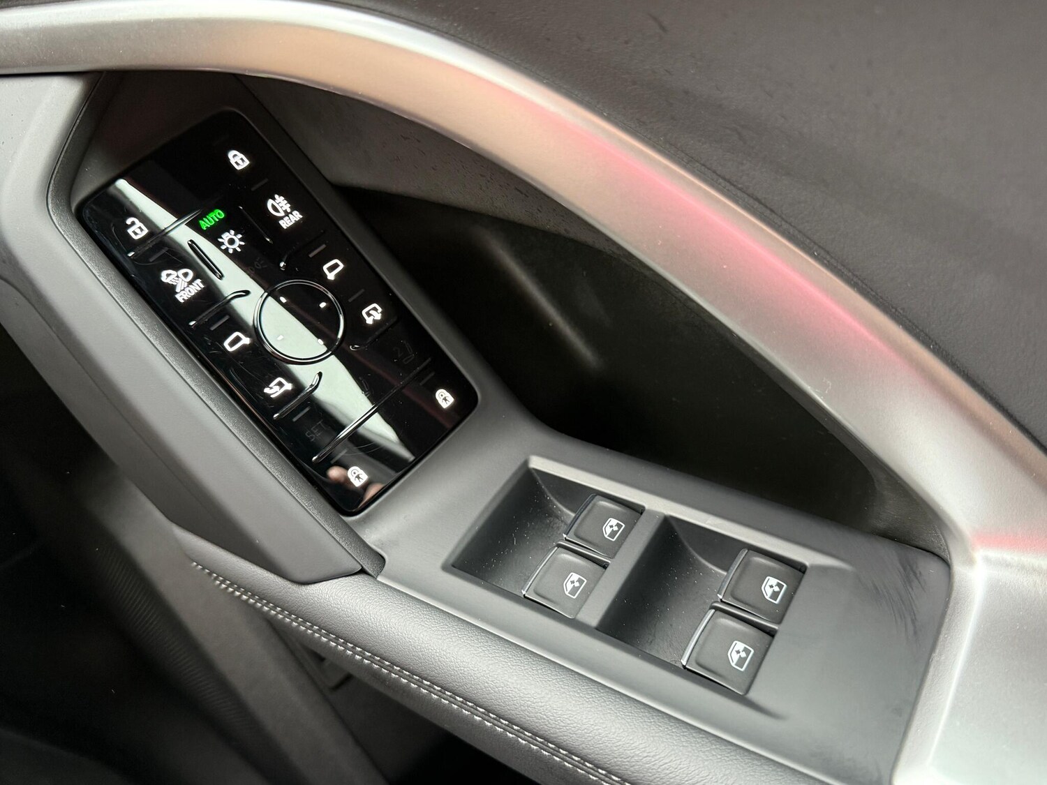 Used Audi Q5 2025 for sale - 76337634: Photo 17