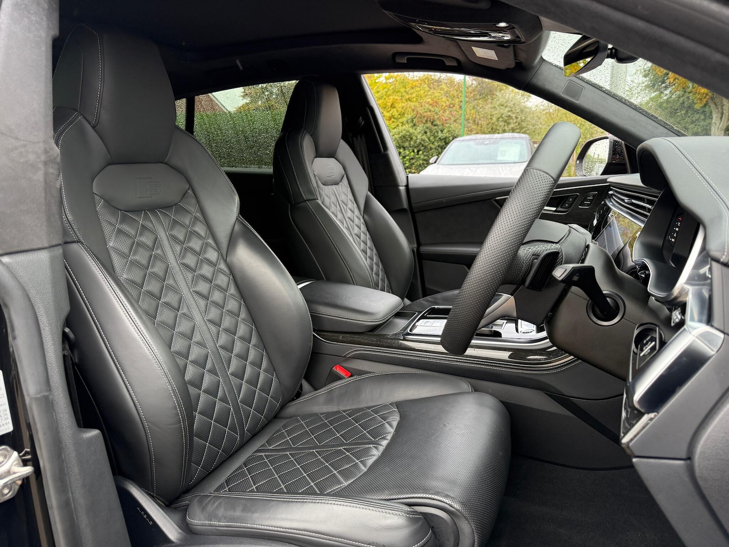 Used Audi Q8 2024 for sale - 76359931: Photo 32