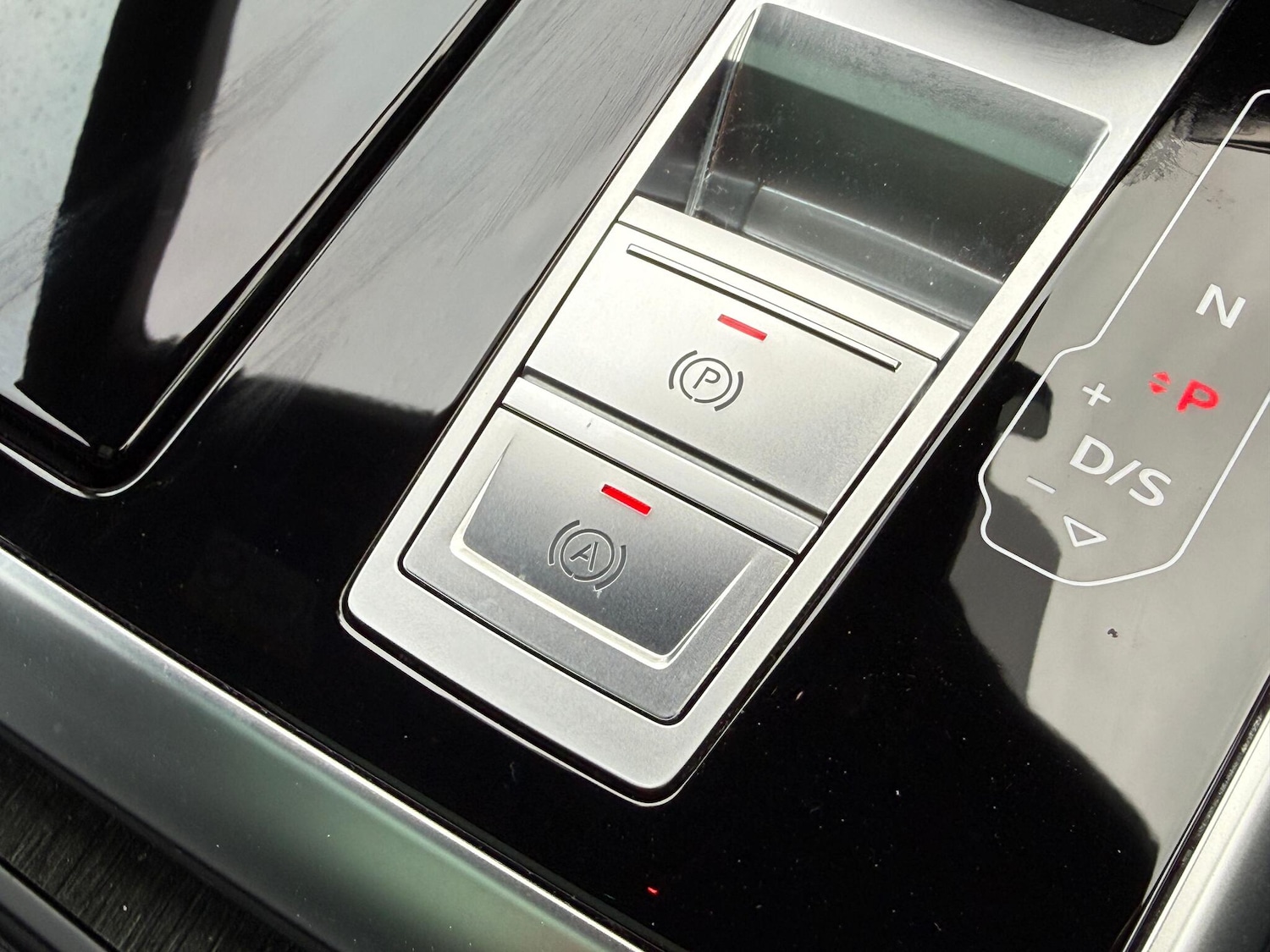 Used Audi Q8 2024 for sale - 76359931: Photo 47