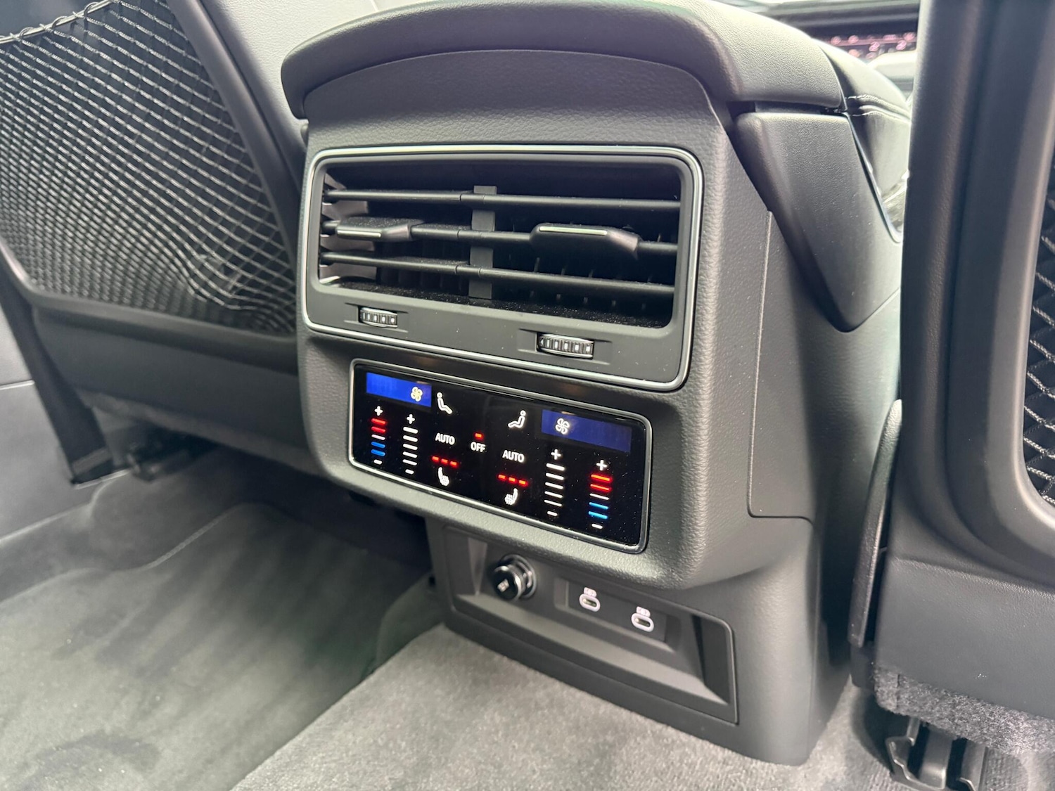 Used Audi Q8 2024 for sale - 76359931: Photo 54
