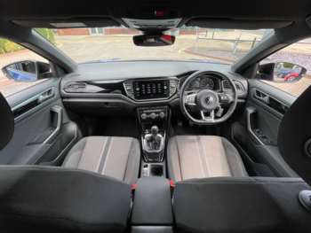 Used Volkswagen T-Roc 2021 for sale - 75140226: Photo