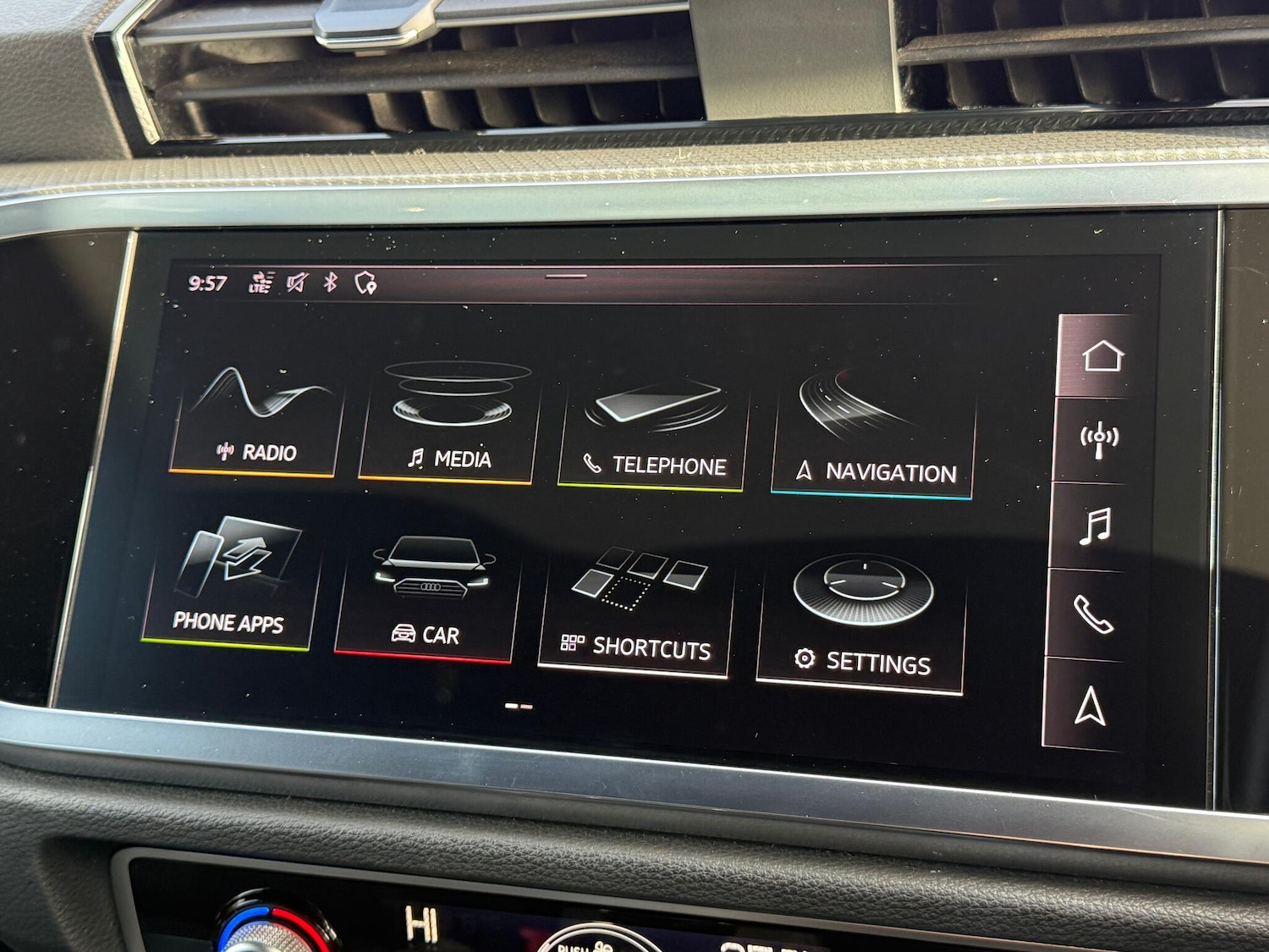 Used Audi Q3 2020 for sale - 76689781: Photo 11