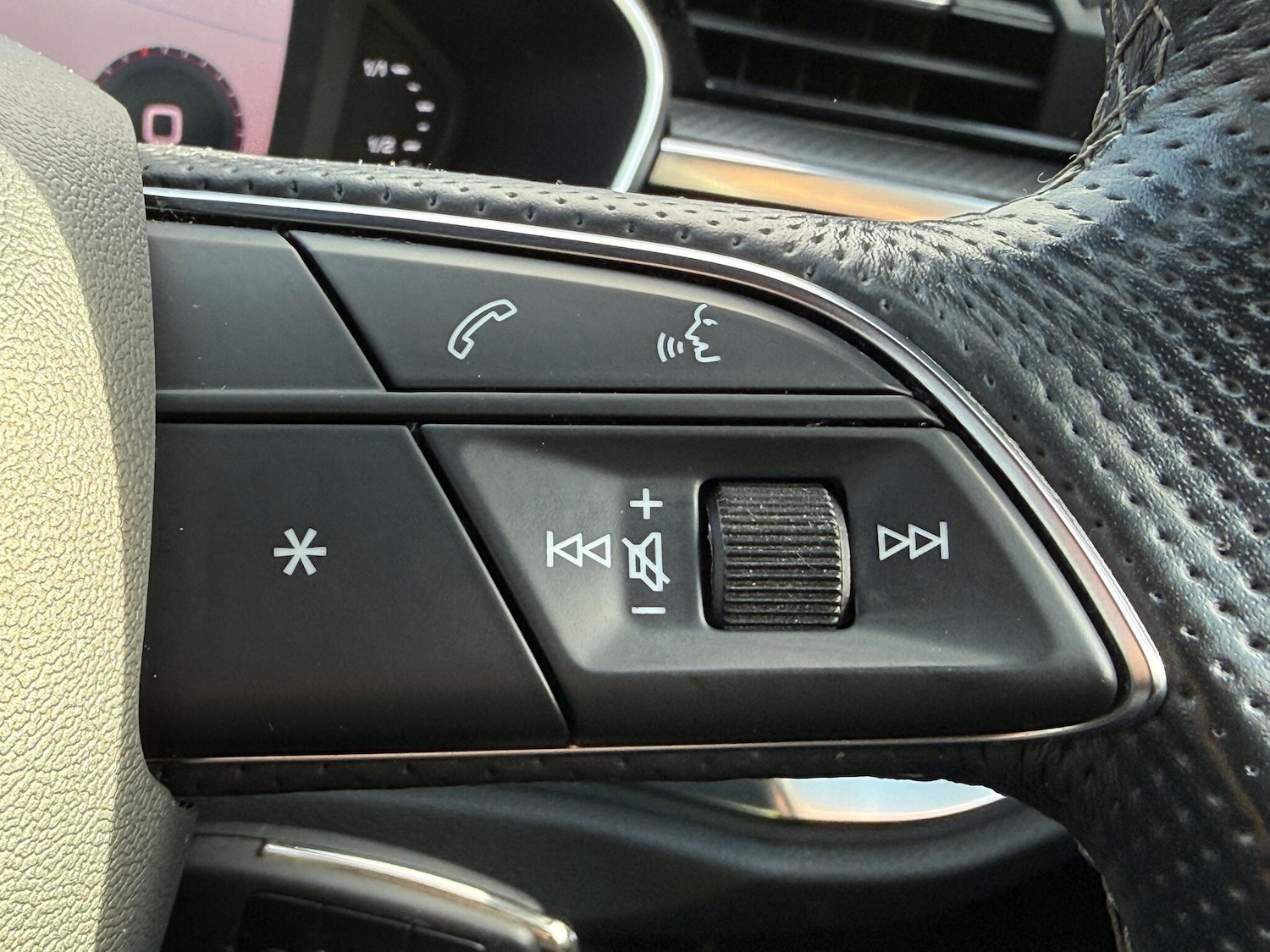 Used Audi Q3 2020 for sale - 76689781: Photo 19