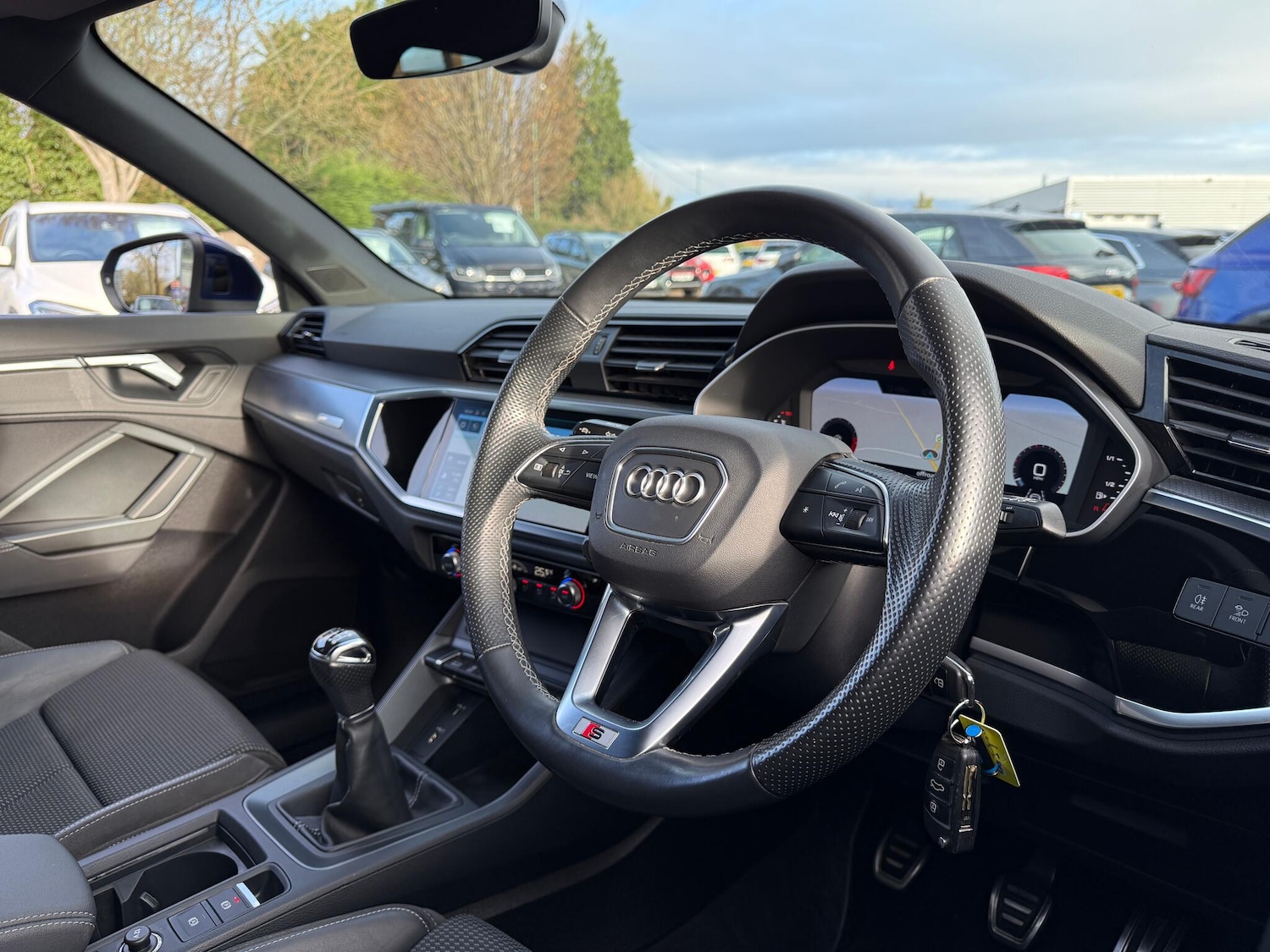 Used Audi Q3 2020 for sale - 76689781: Photo 25