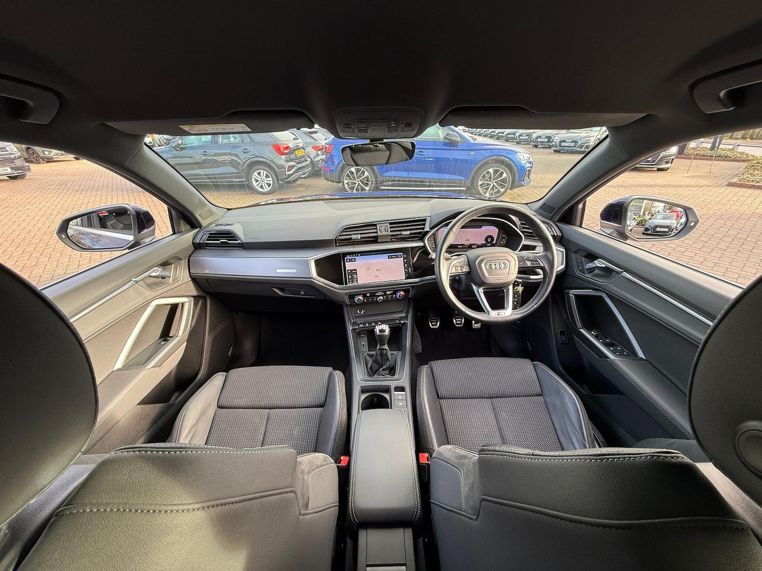 Used Audi Q3 2020 for sale - 76689781: Photo 3